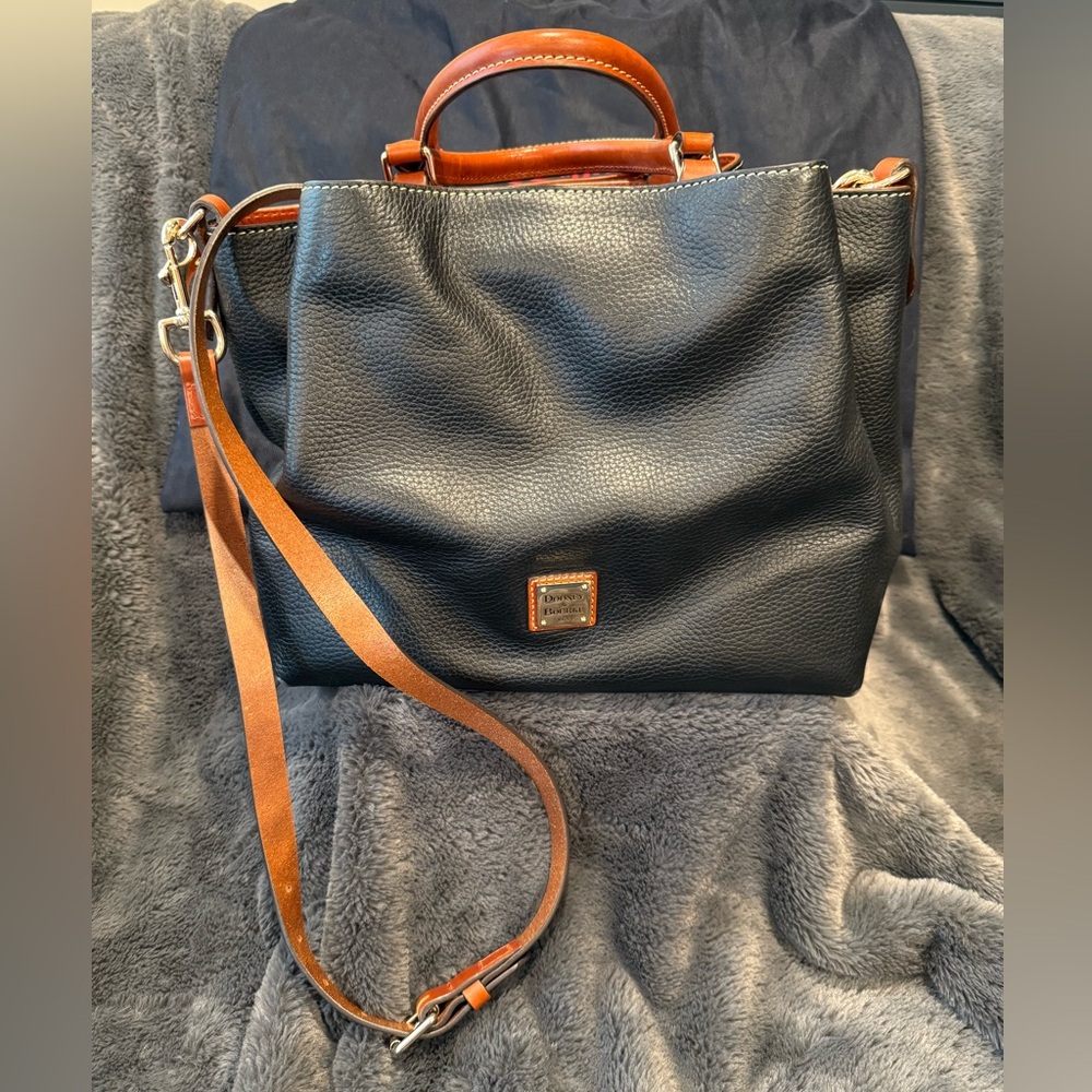 Black Dooney & Bourke handbag